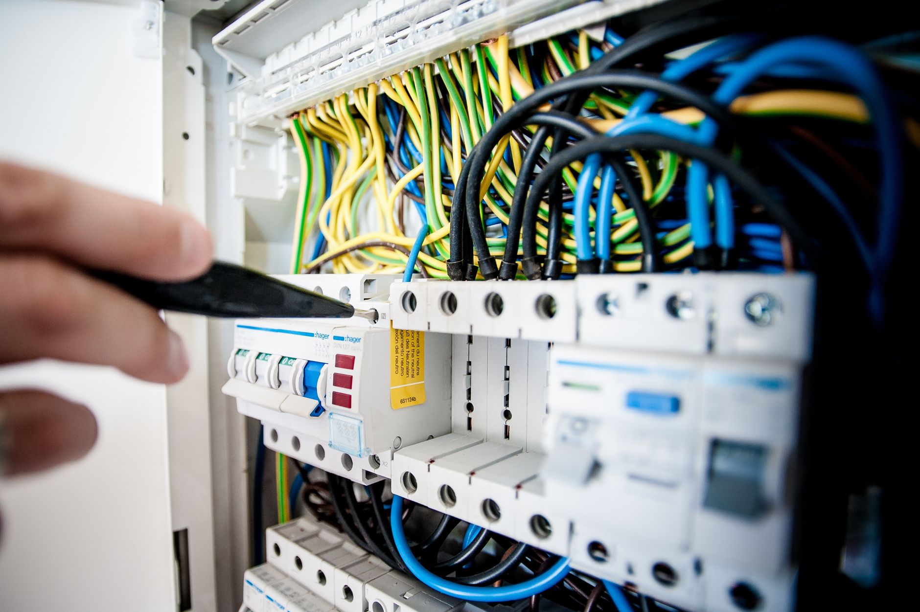 Électricien à Bègles